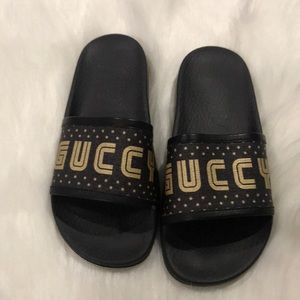 Men’s Gucci Black Rubber Sega logo Guccy Slides